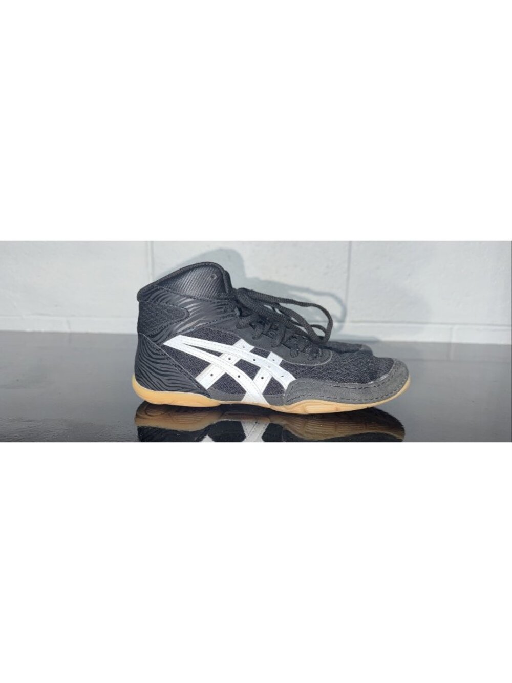 ASICS Matflex 7 GS Boys Youth Wrestling Shoes Size 4 Black White